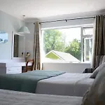 Bed & Breakfast Ardree House 4*
