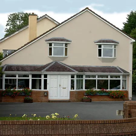 Ardree House 4*