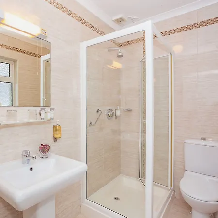 Ardree House Bed & Breakfast 4*